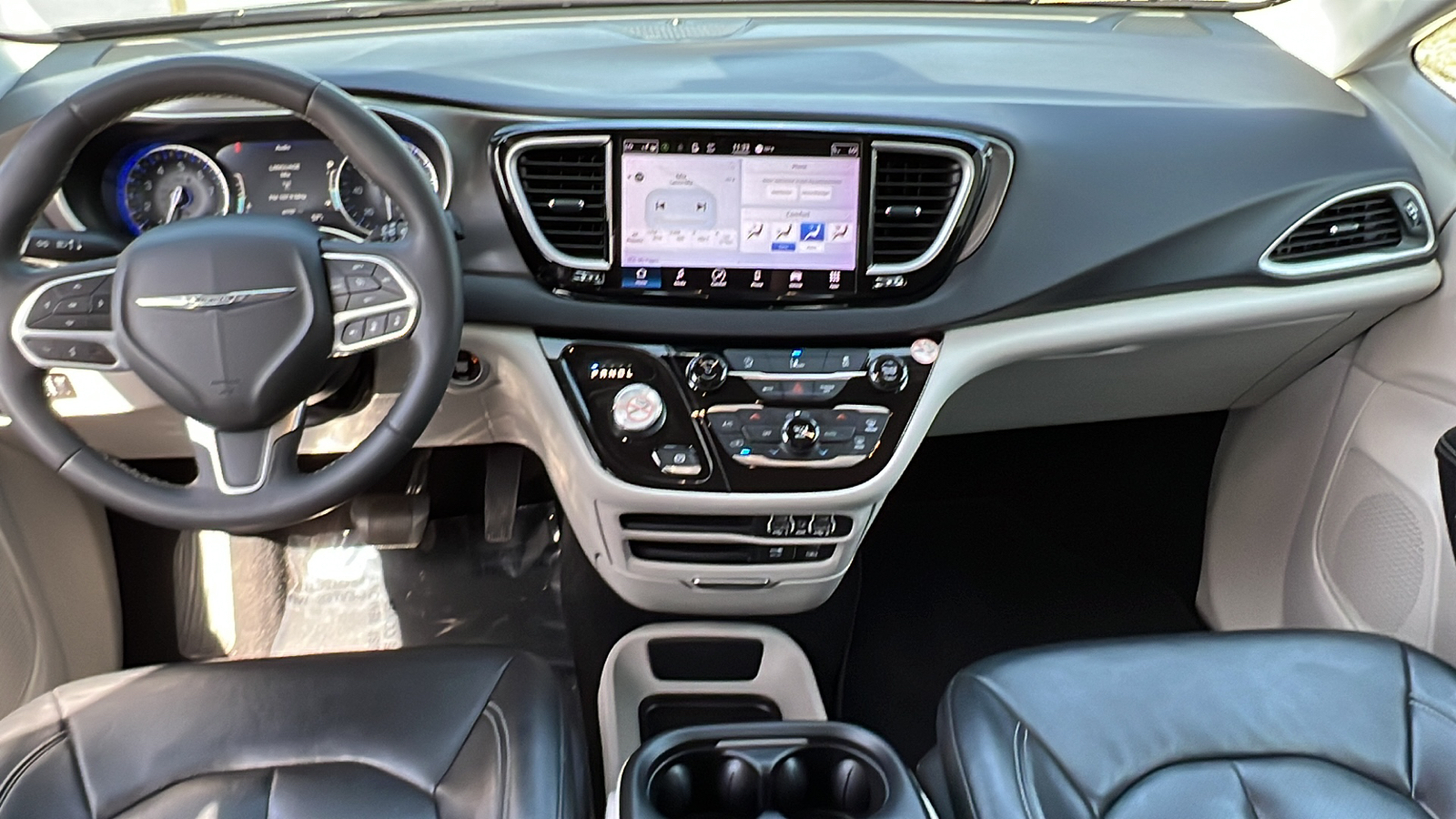 2022 Chrysler Pacifica Touring L 15