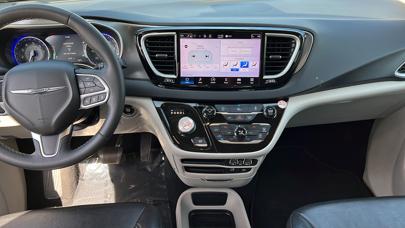 2022 Chrysler Pacifica Touring L 17