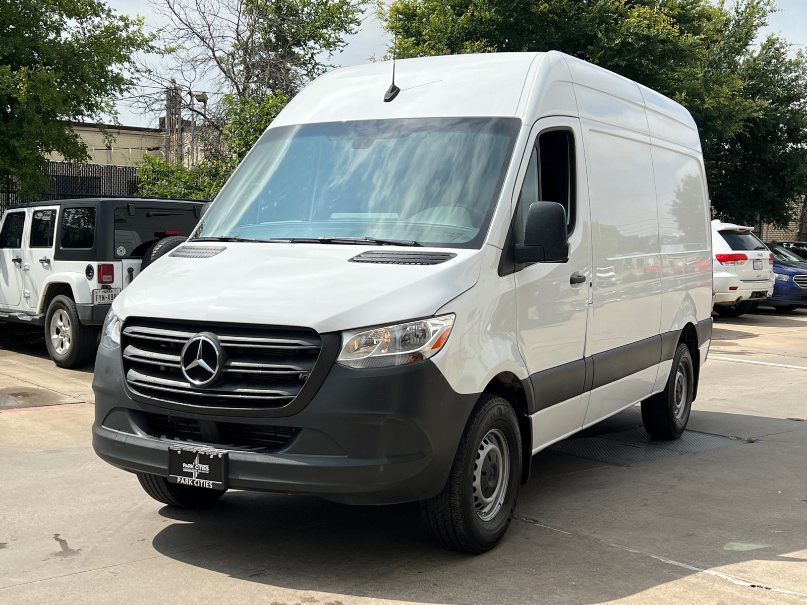 2022 Mercedes-Benz Sprinter 2500 Cargo 144 WB 3