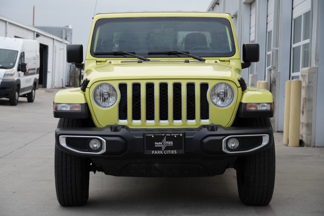 2023 Jeep Gladiator Overland 2