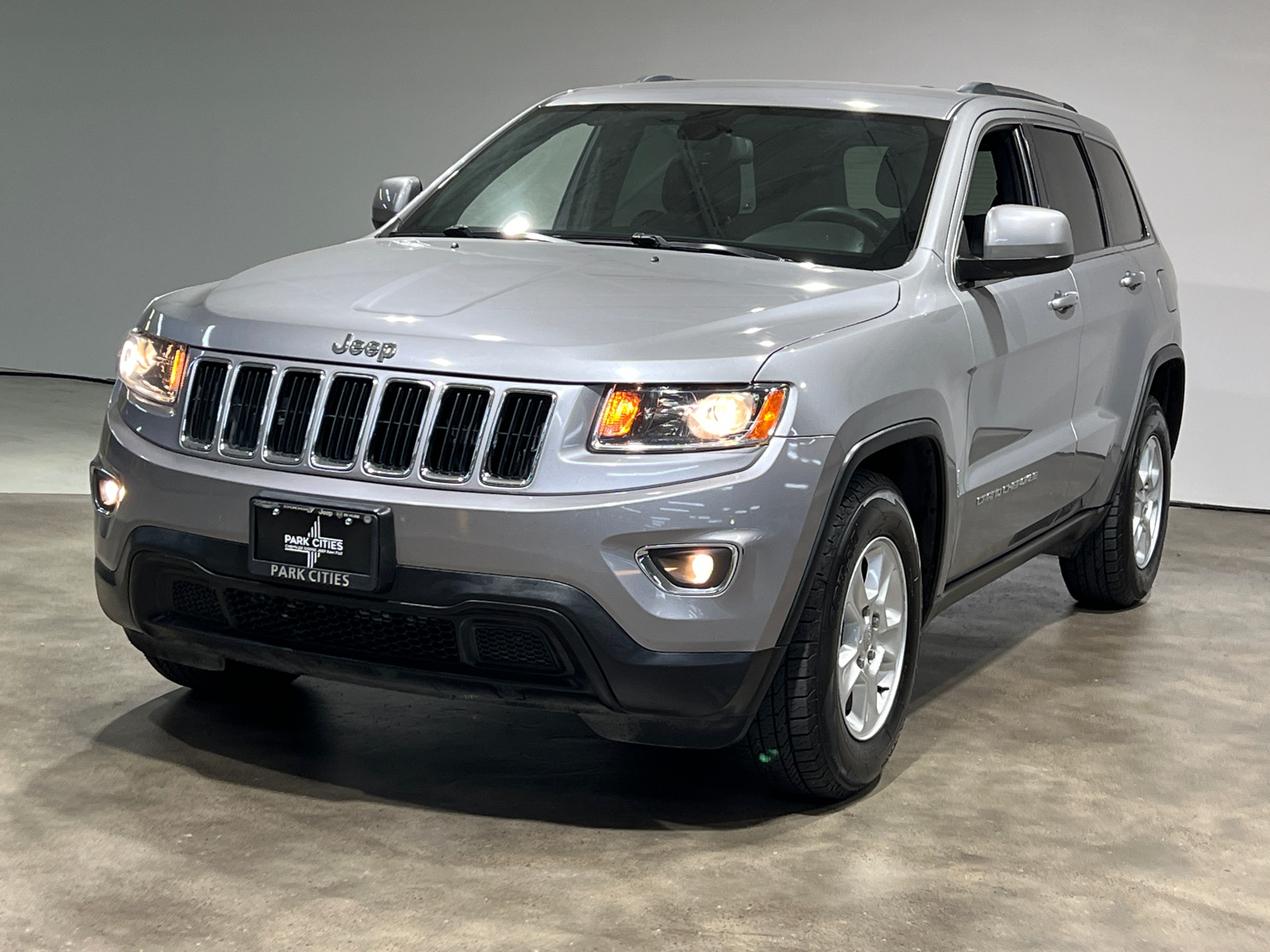 2014 Jeep Grand Cherokee Laredo 3