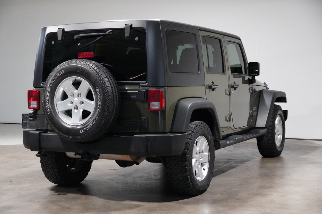 2015 Jeep Wrangler Unlimited Sport 8