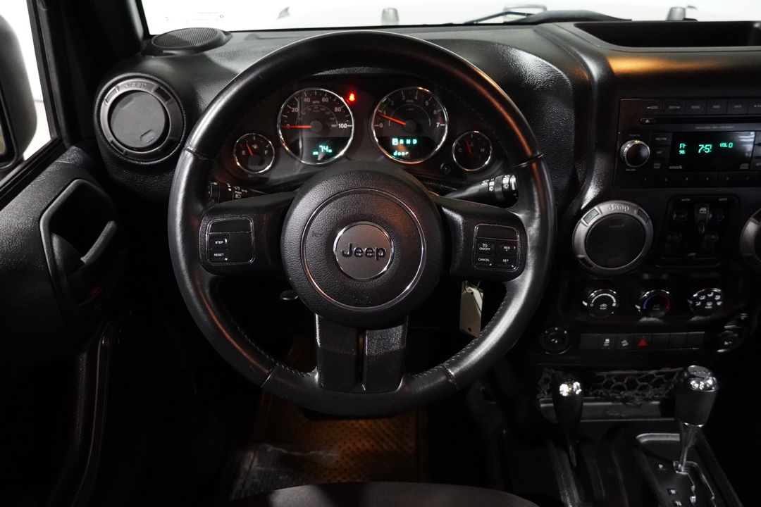 2015 Jeep Wrangler Unlimited Sport 18