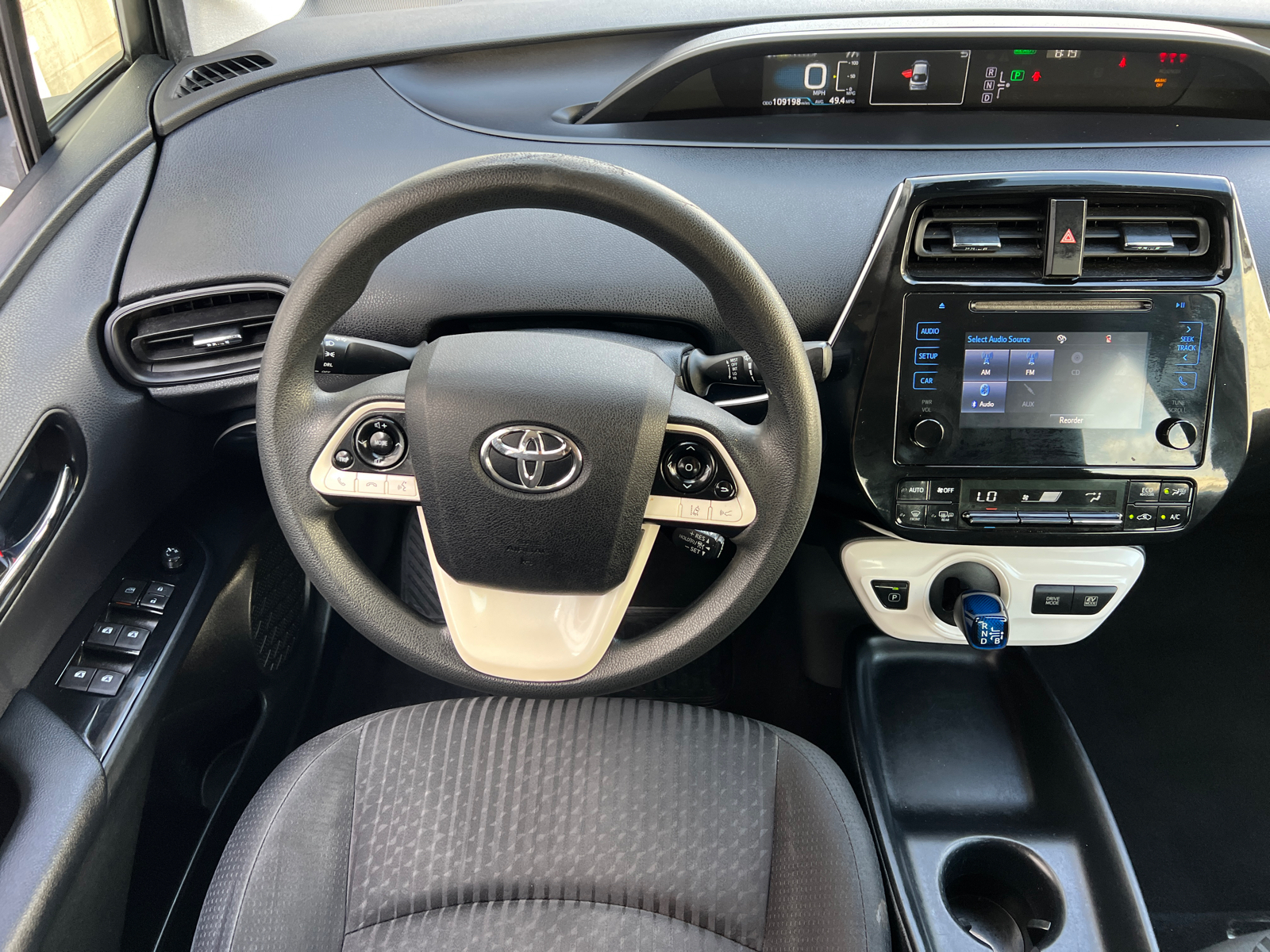 2017 Toyota Prius Two 18