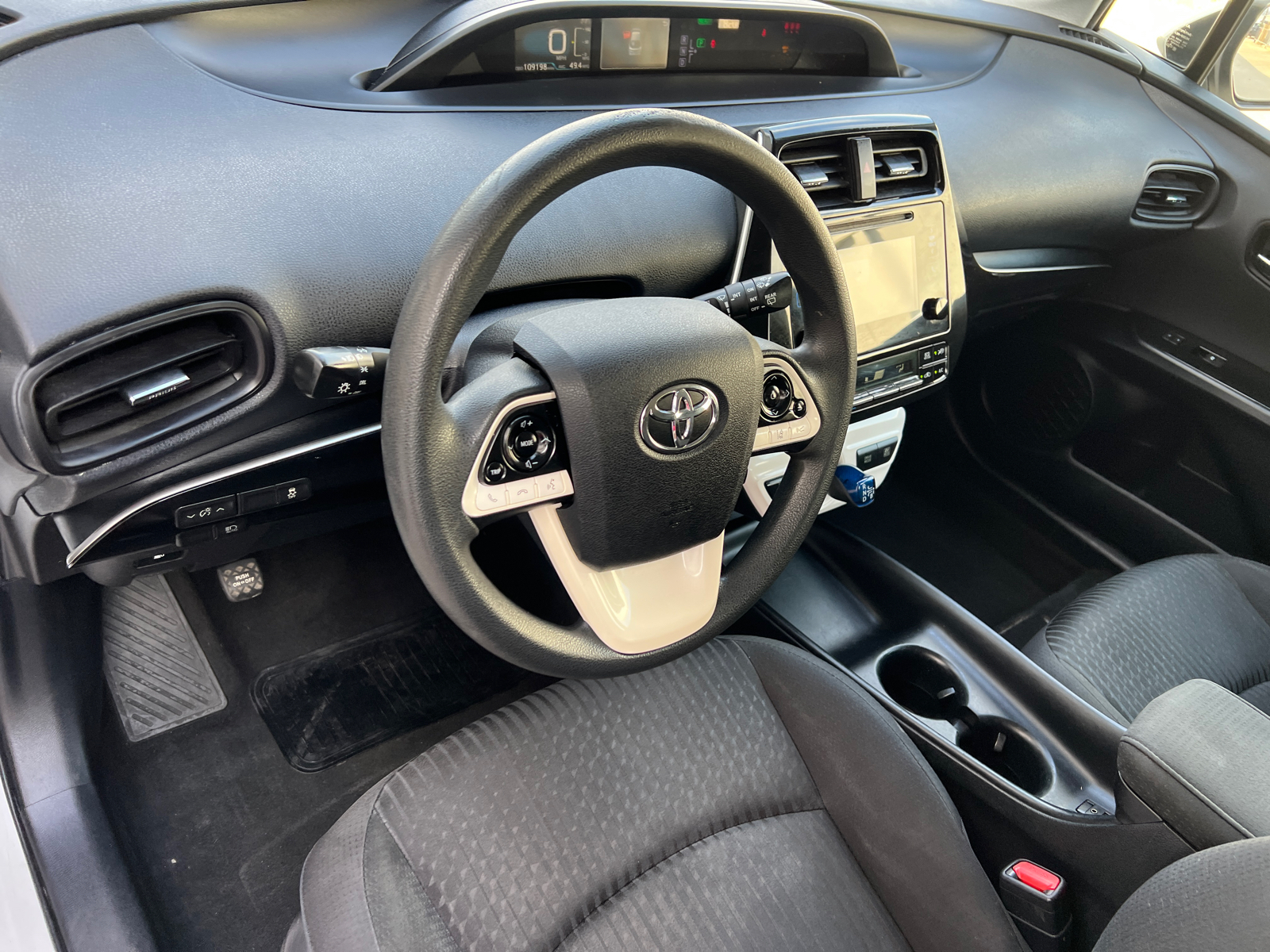 2017 Toyota Prius Two 19