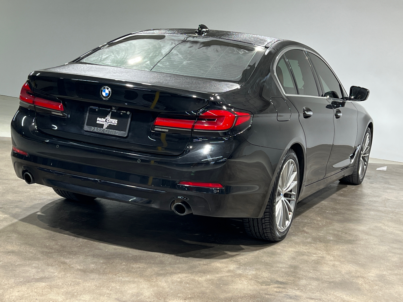 2017 BMW 5 Series 530i xDrive 7