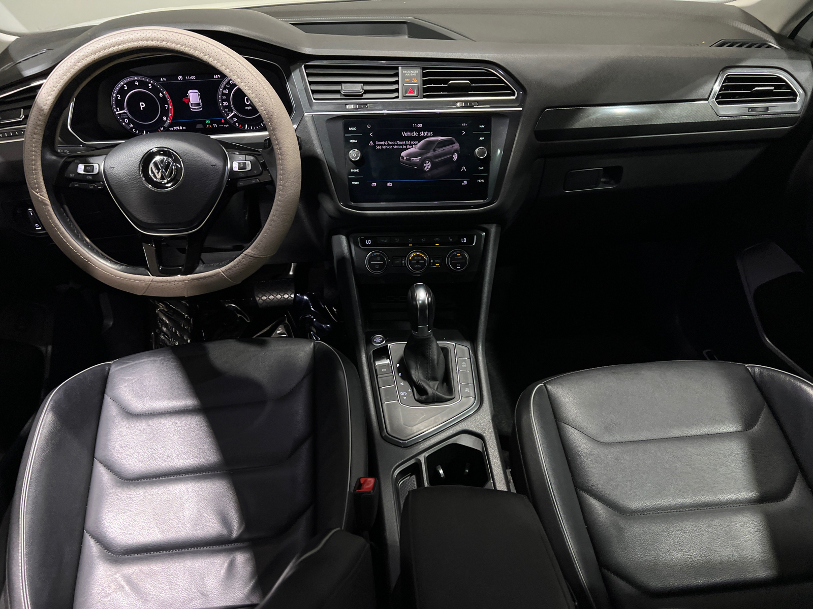 2018 Volkswagen Tiguan 2.0T SEL Premium 14