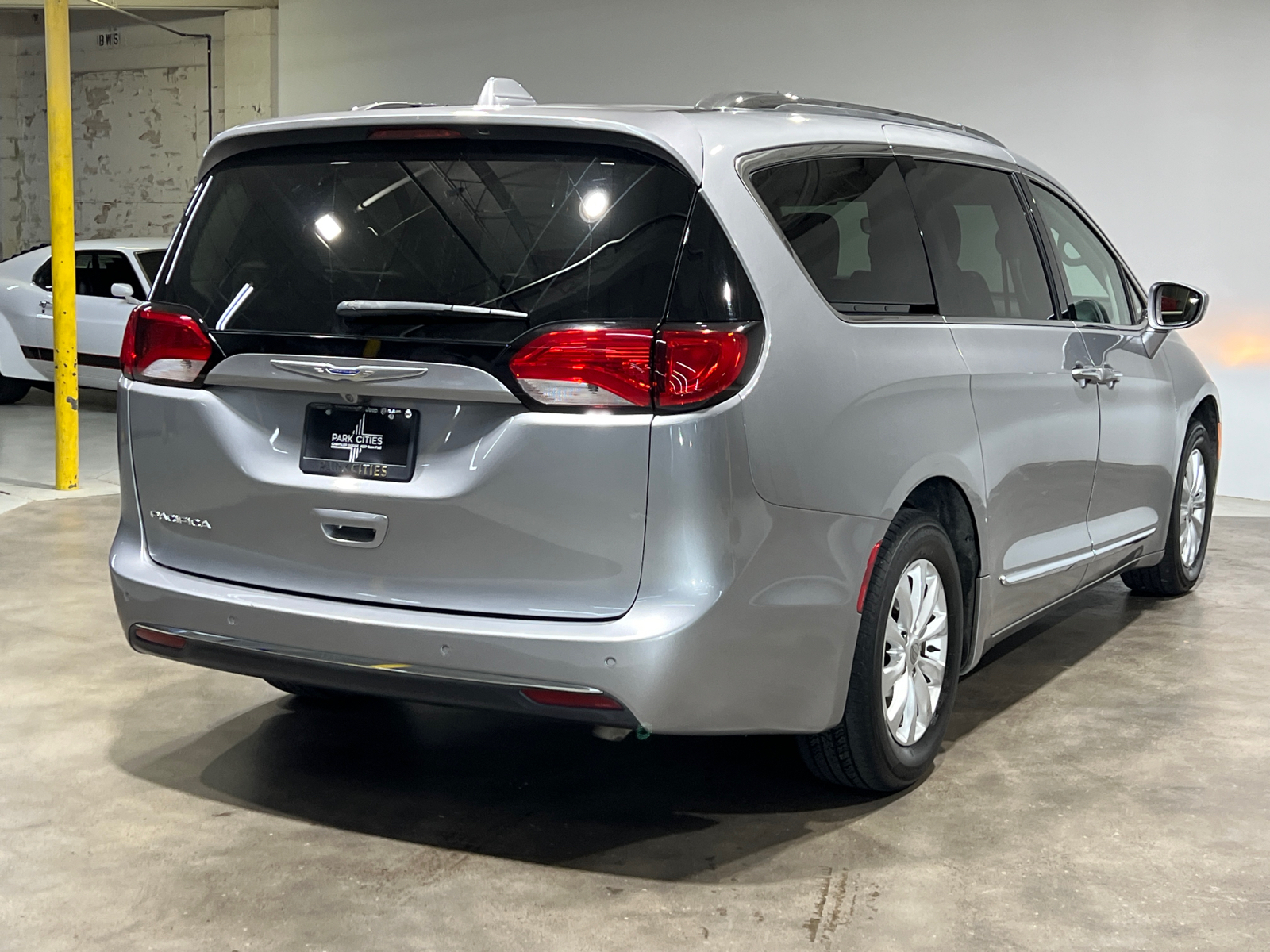 2018 Chrysler Pacifica Touring L 7