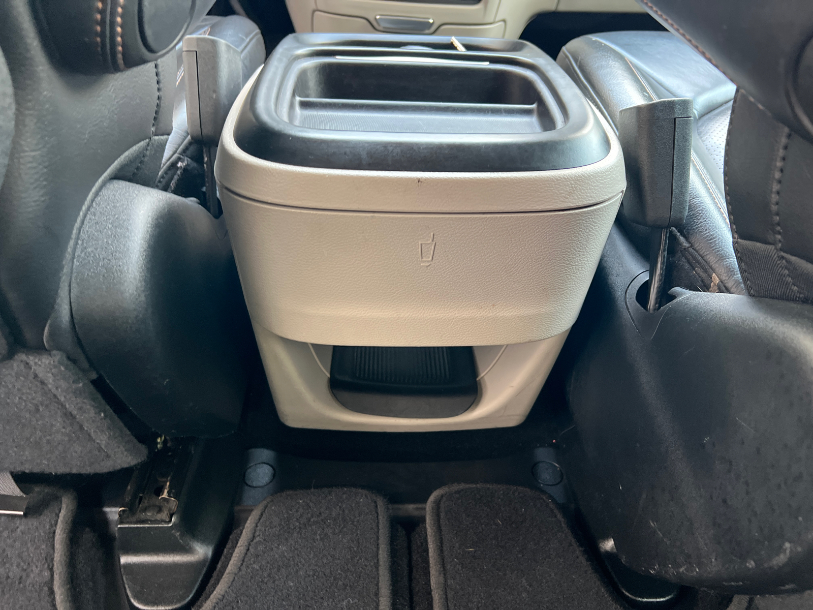 2018 Chrysler Pacifica Touring L 14