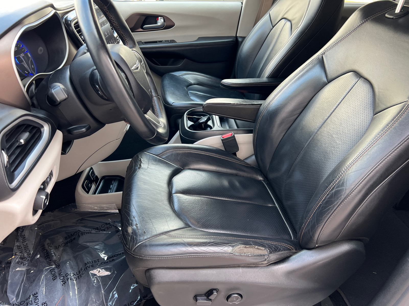 2018 Chrysler Pacifica Touring L 21