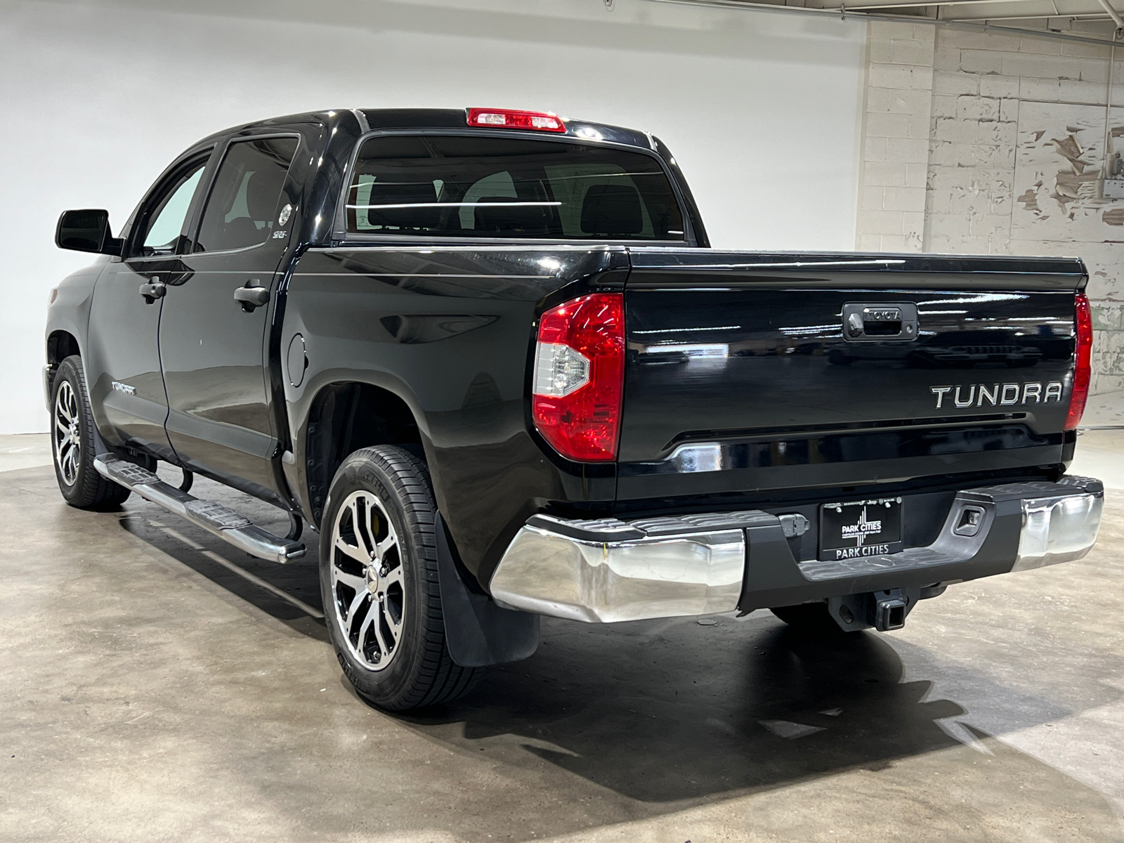 2018 Toyota Tundra SR5 5