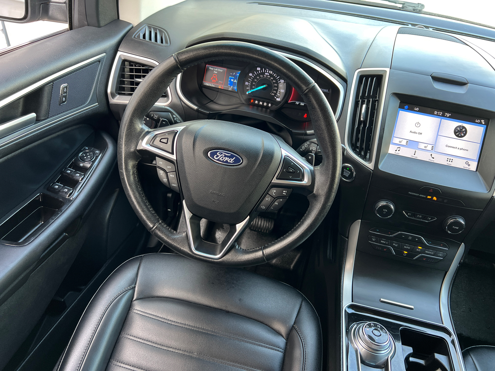 2019 Ford Edge SEL 16