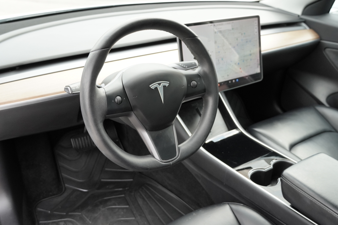 2020 Tesla Model 3 Standard 18