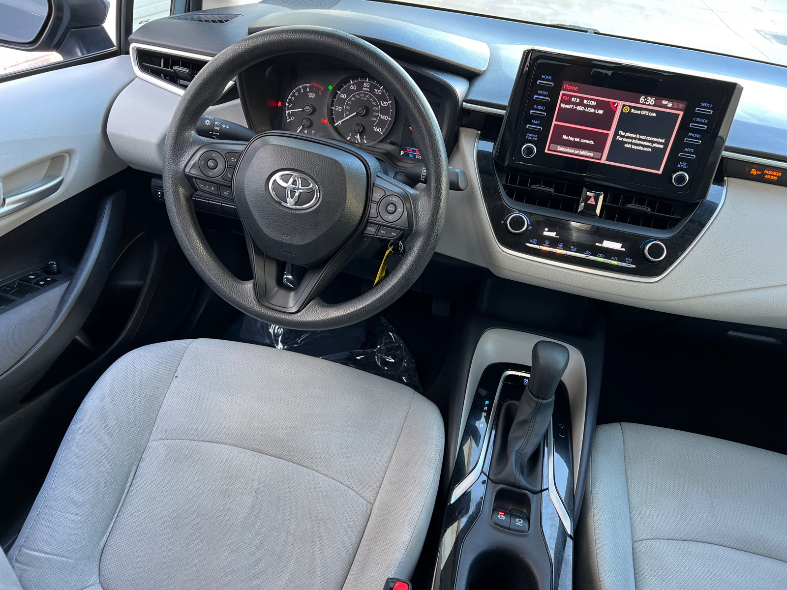 2020 Toyota Corolla L 15