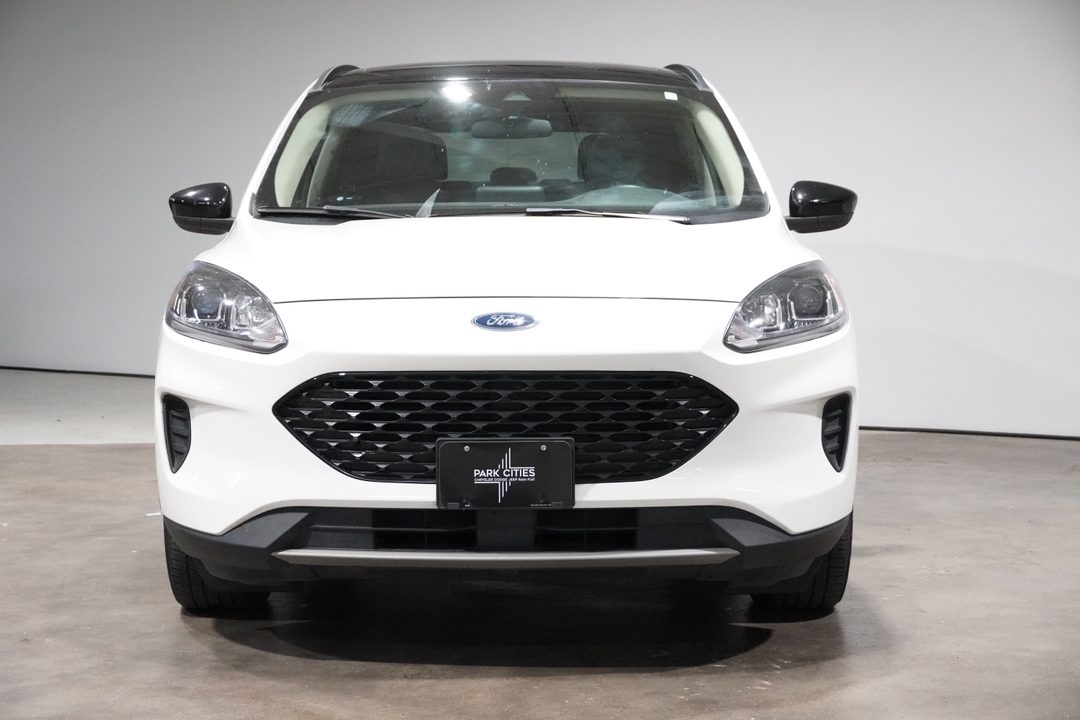 2020 Ford Escape SE Sport Hybrid 2