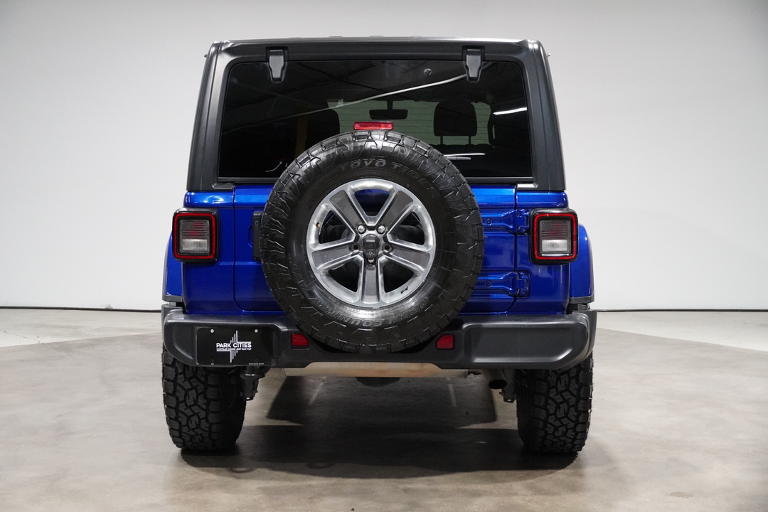 2020 Jeep Wrangler Unlimited Sahara 7