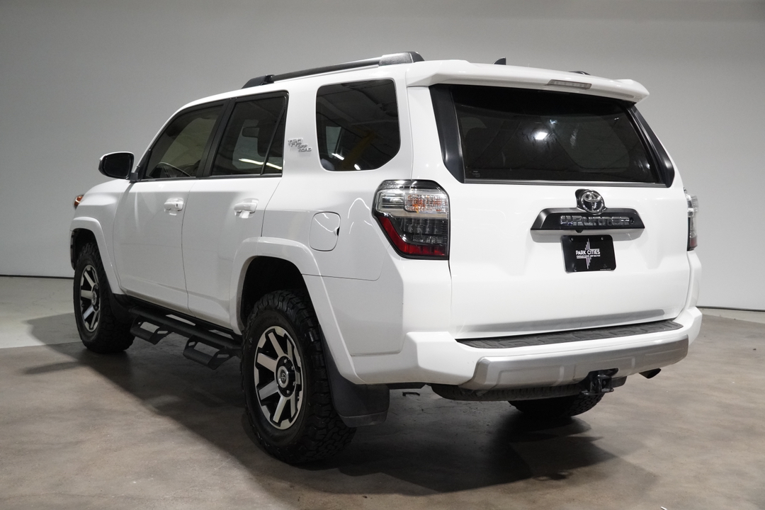 2021 Toyota 4Runner TRD Off-Road 6