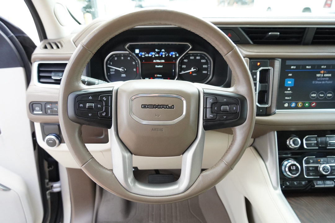 2021 GMC Yukon XL Denali 32