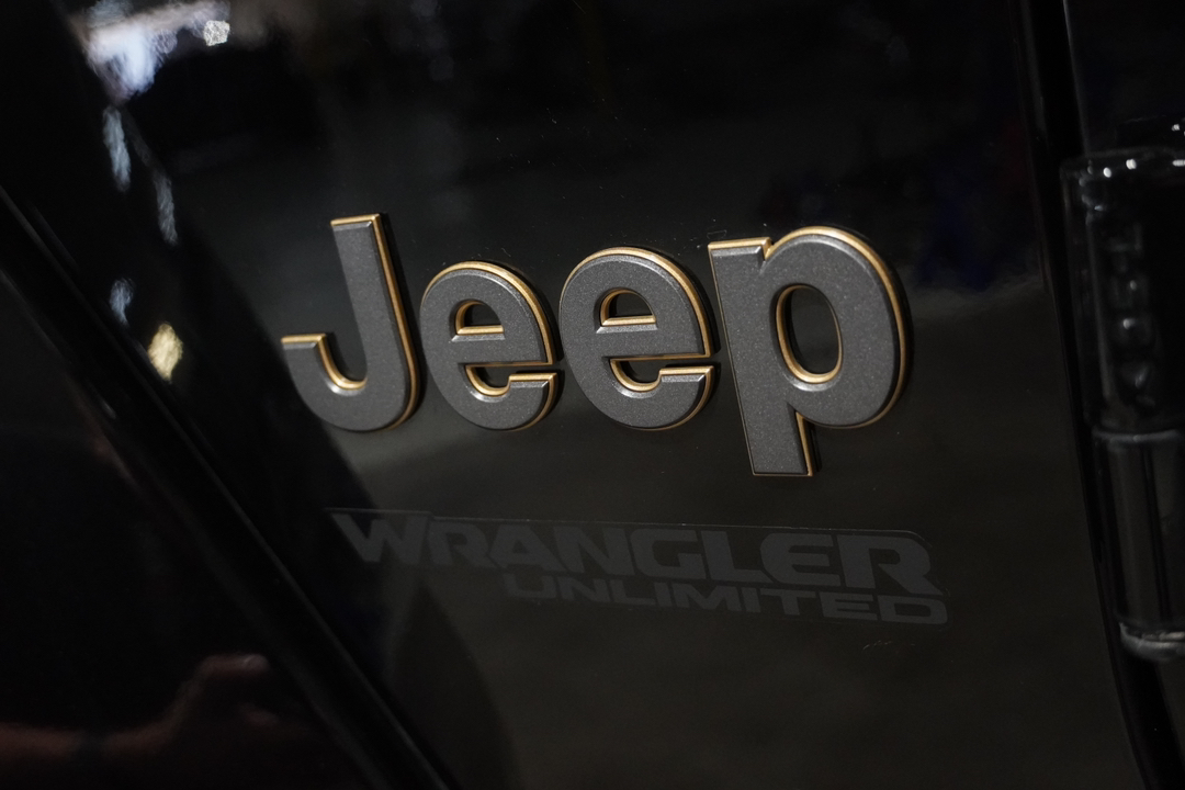 2021 Jeep Wrangler Unlimited Rubicon 392 7