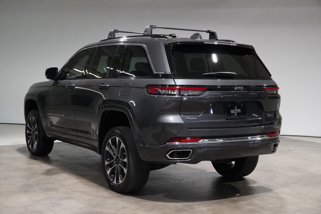 2022 Jeep Grand Cherokee Overland 6