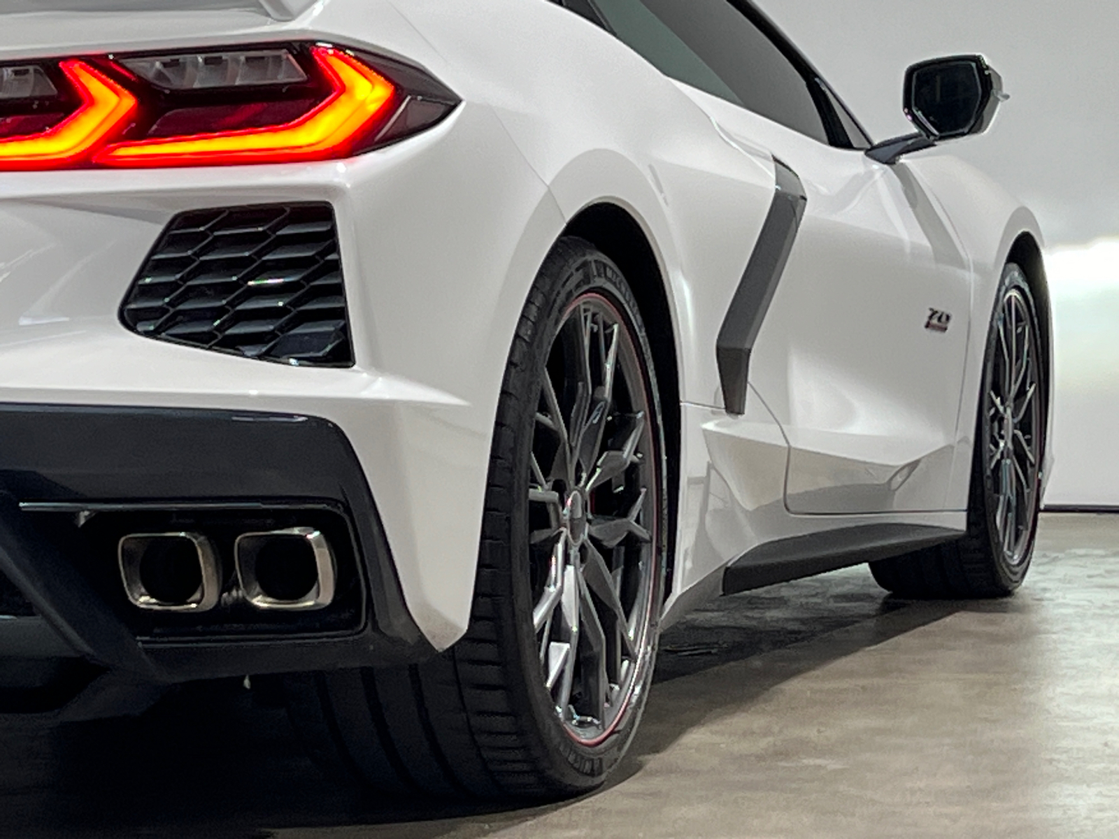 2023 Chevrolet Corvette Stingray 6