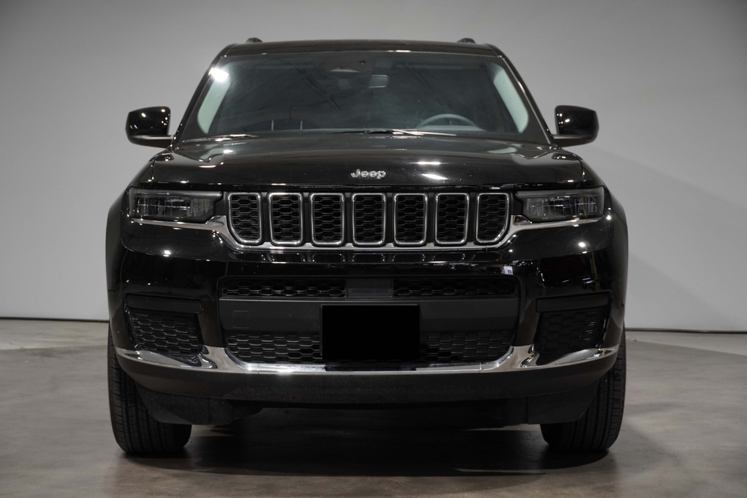 2023 Jeep Grand Cherokee L Laredo 2