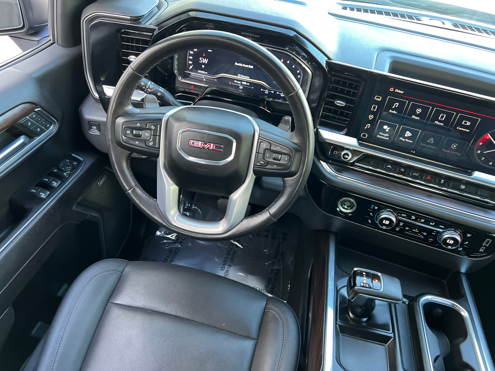 2023 GMC Sierra 1500 SLT 16