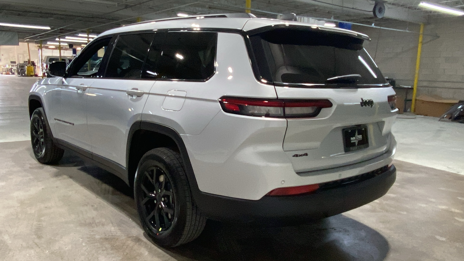 2024 Jeep Grand Cherokee L Altitude 6