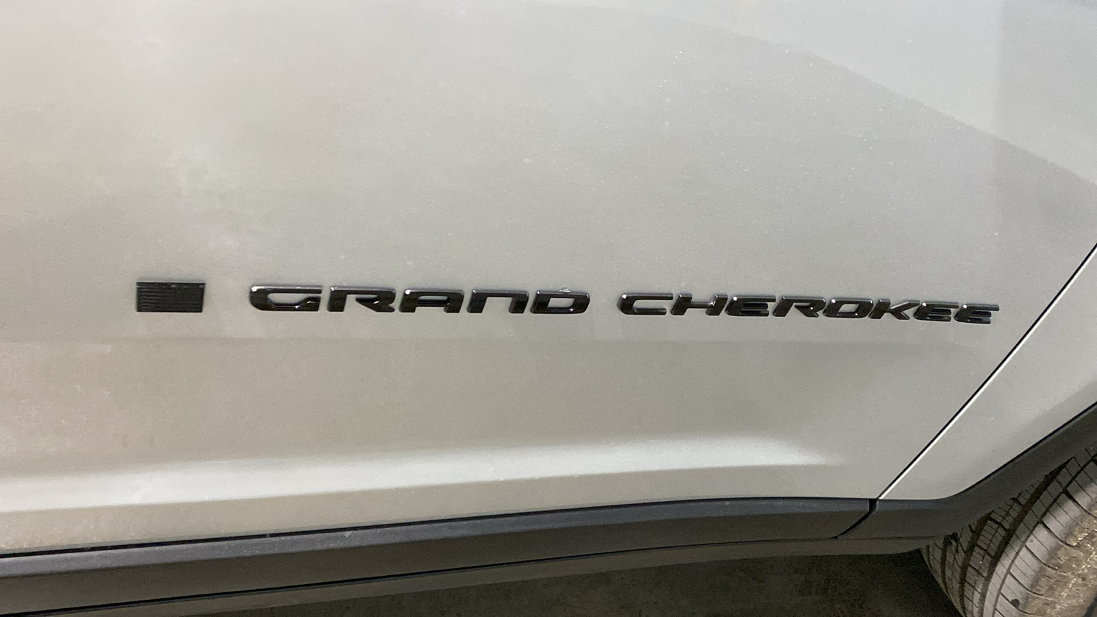 2024 Jeep Grand Cherokee L Altitude 9