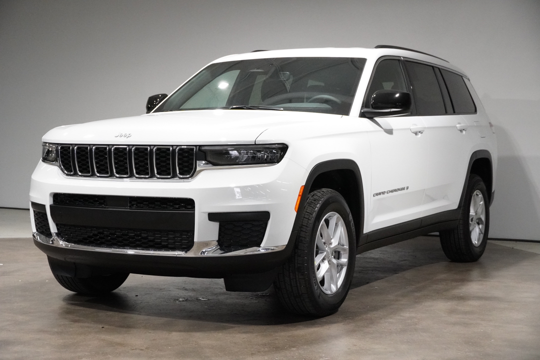 2024 Jeep Grand Cherokee L Laredo 3