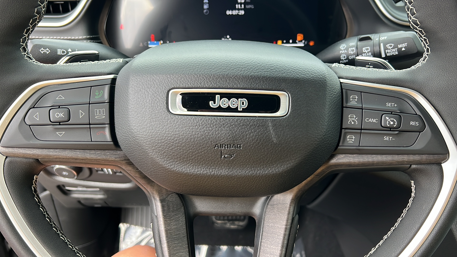 2024 Jeep Grand Cherokee Limited 31