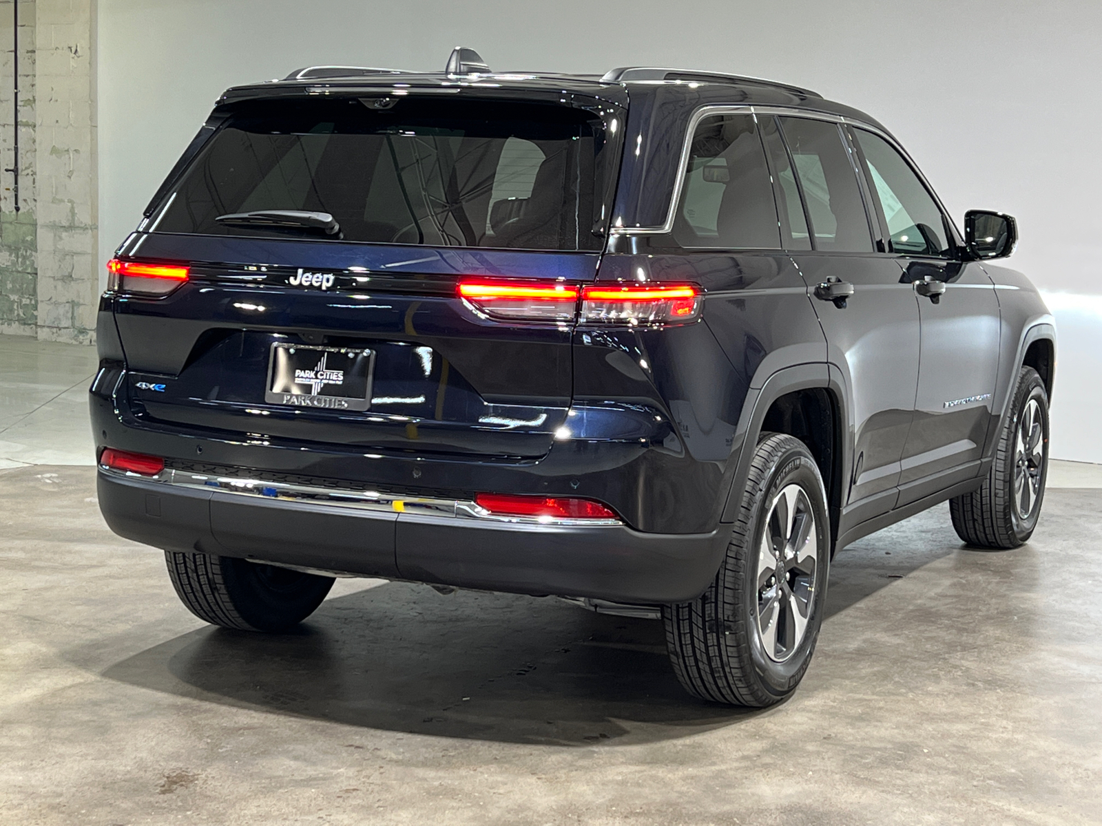 2024 Jeep Grand Cherokee  7