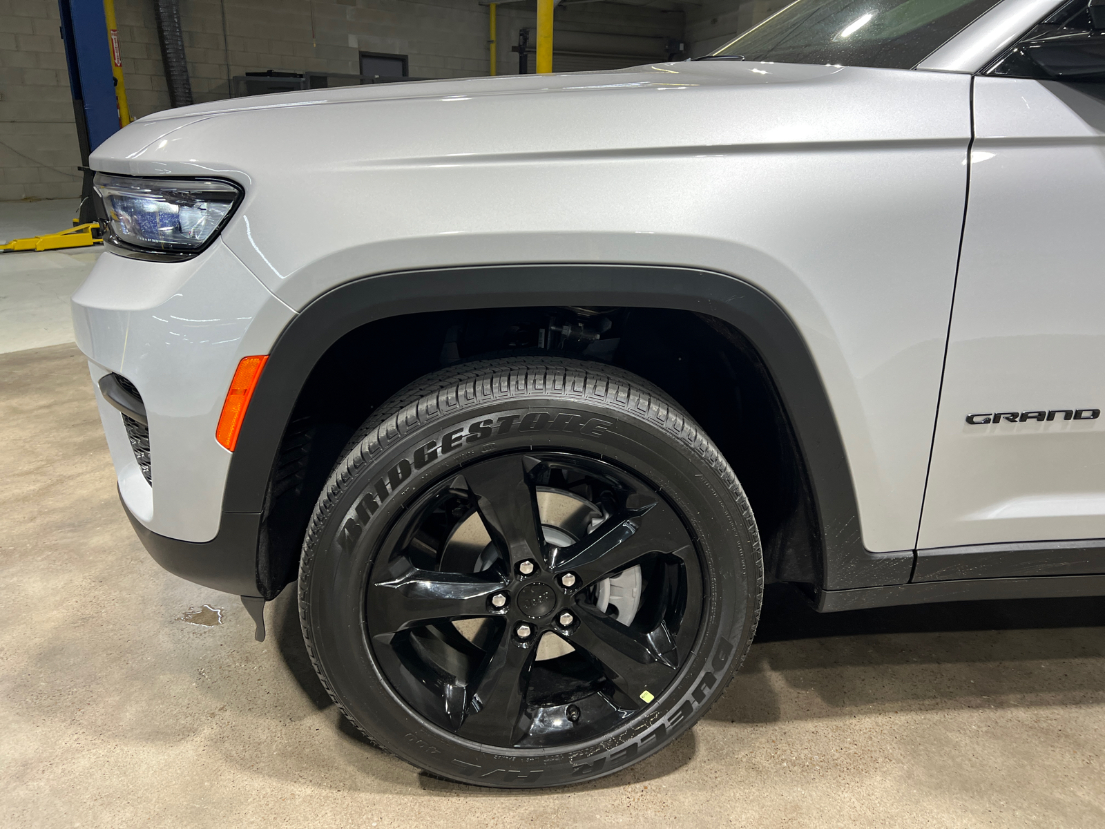 2024 Jeep Grand Cherokee Altitude 4