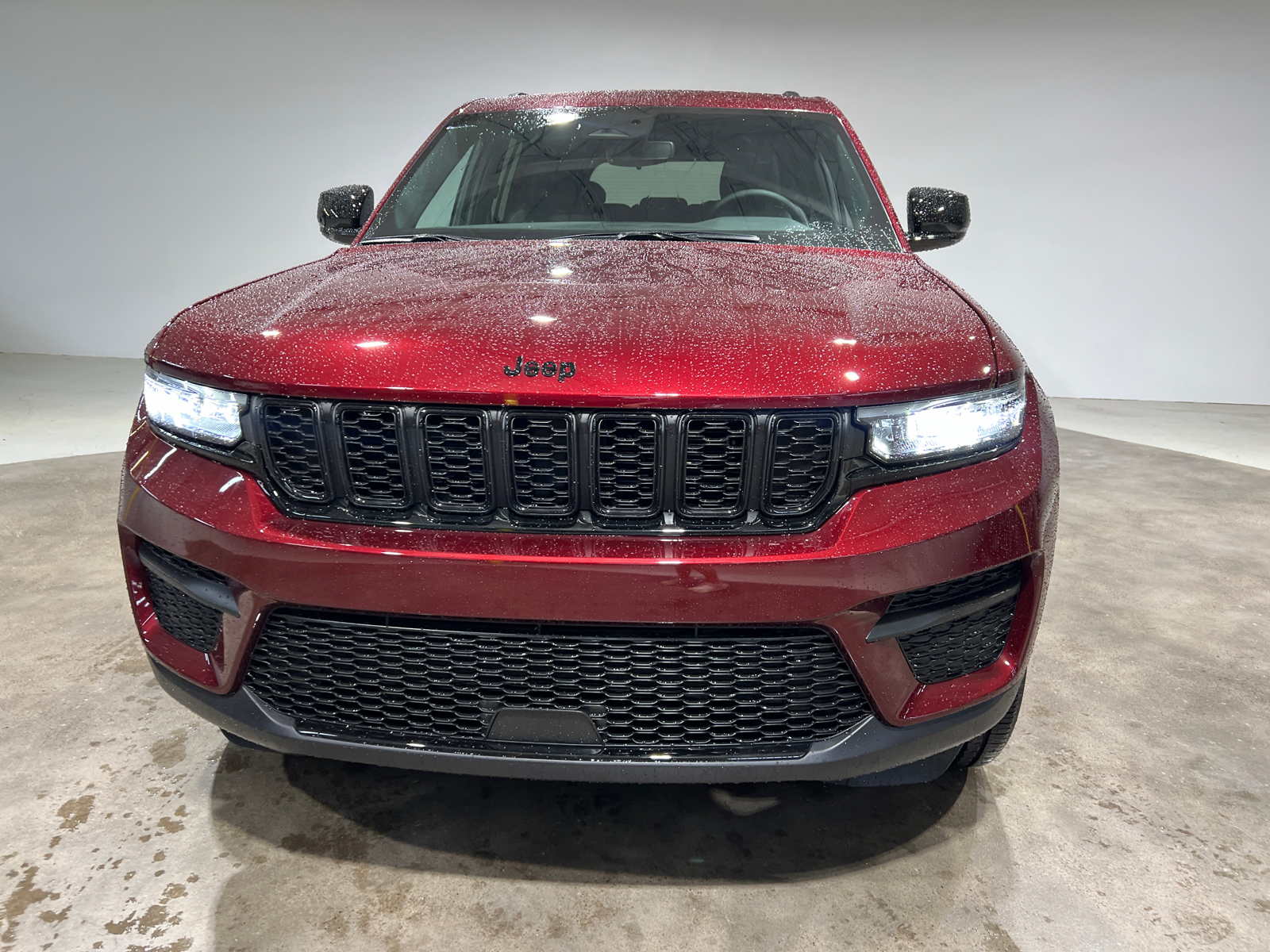 2024 Jeep Grand Cherokee Altitude 2