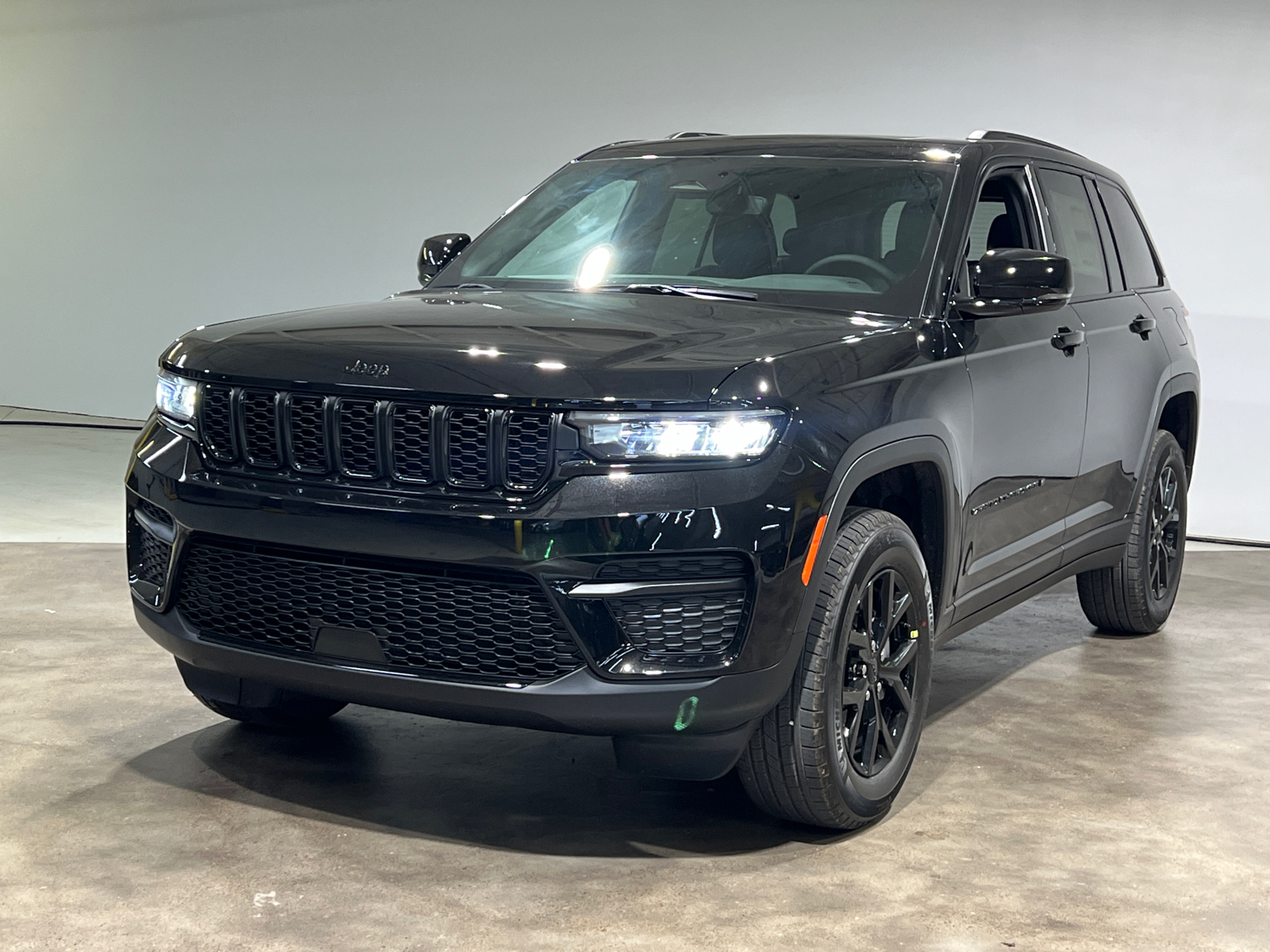 2024 Jeep Grand Cherokee Altitude X 3