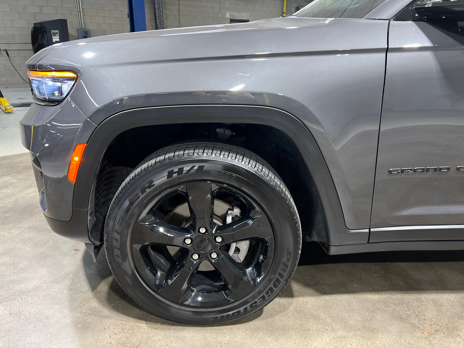 2024 Jeep Grand Cherokee Altitude 4