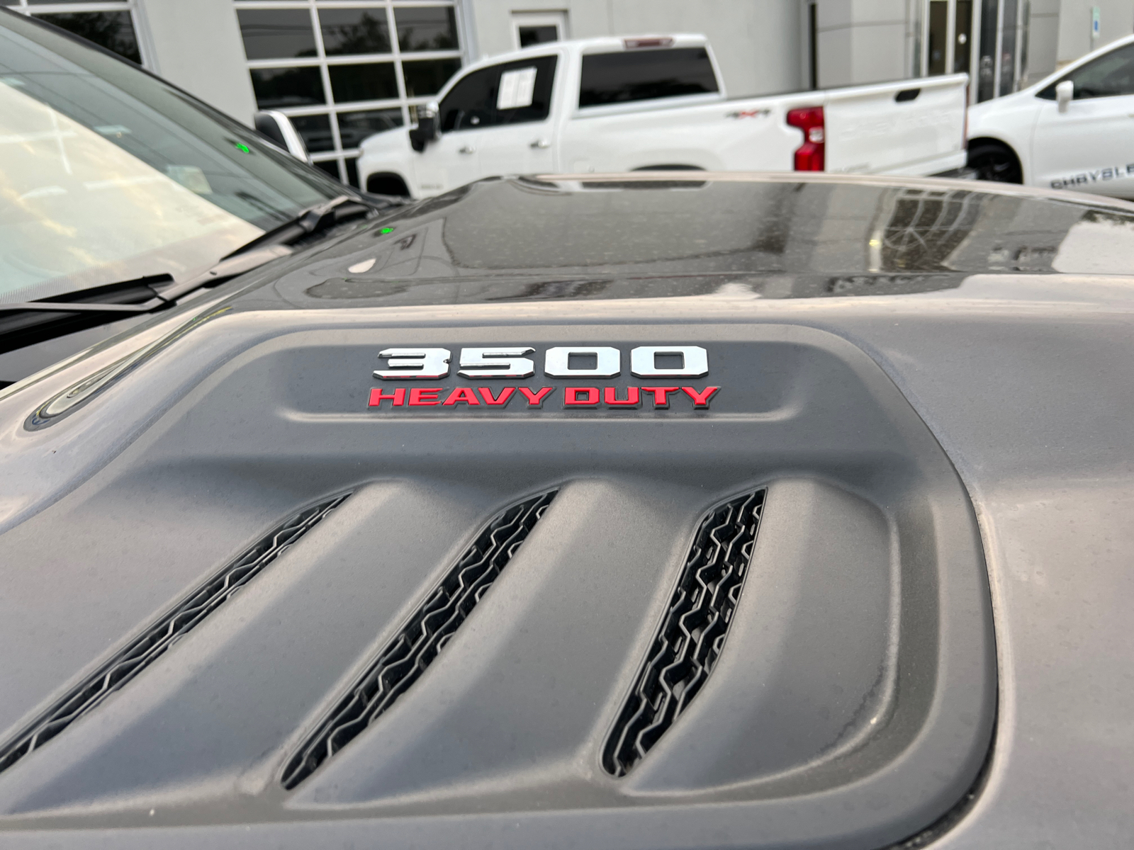 2024 Ram 3500 Laramie 8