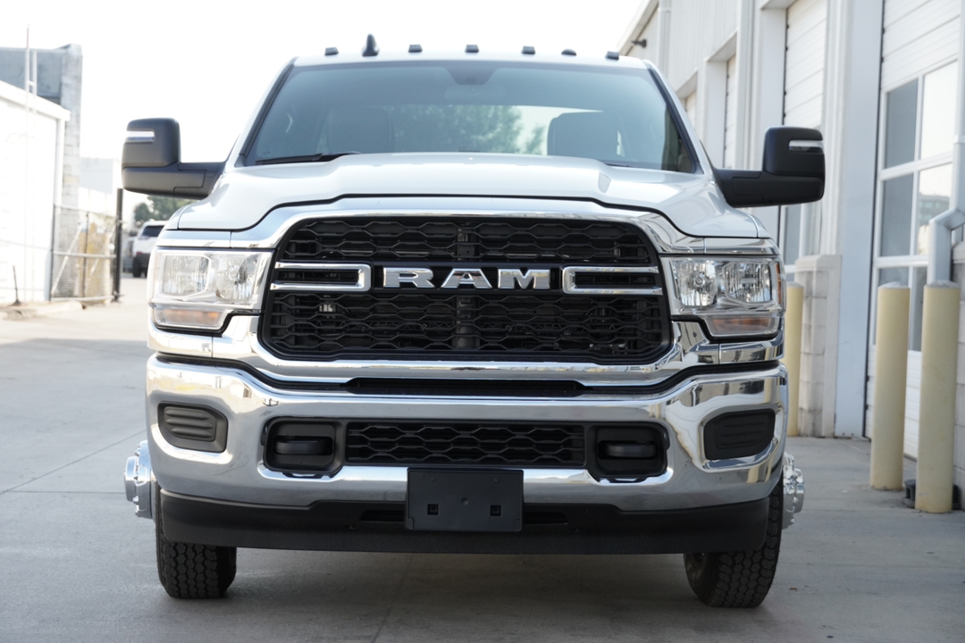 2024 Ram 3500 Tradesman 2