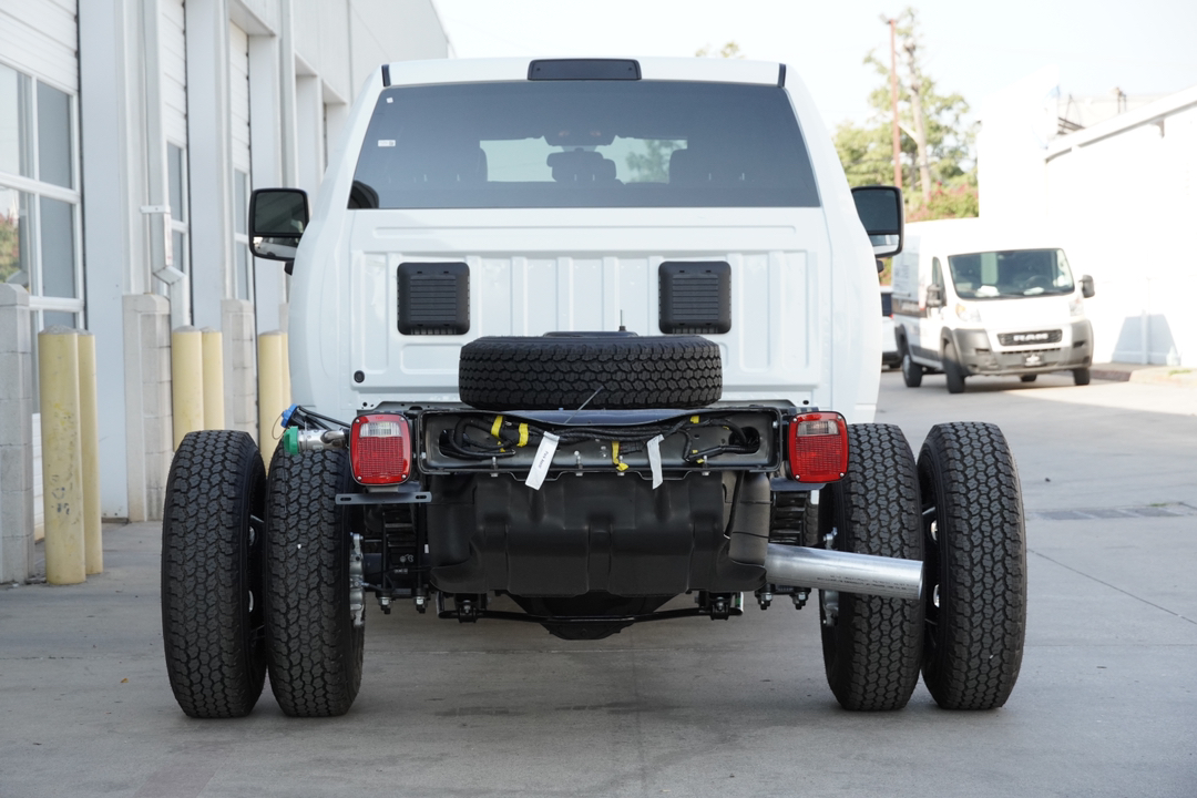 2024 Ram 3500 Tradesman 7