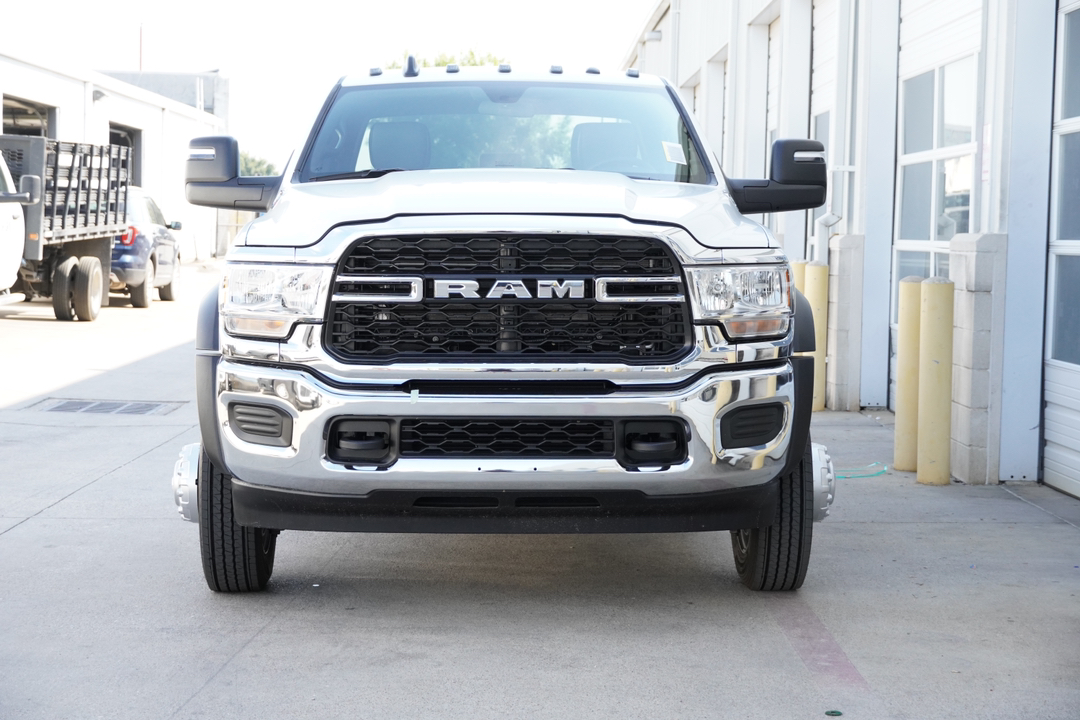 2024 Ram 5500HD Tradesman 2