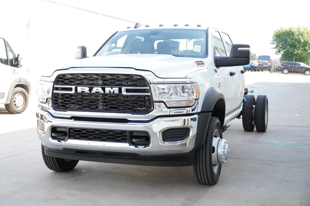 2024 Ram 5500HD Tradesman 3