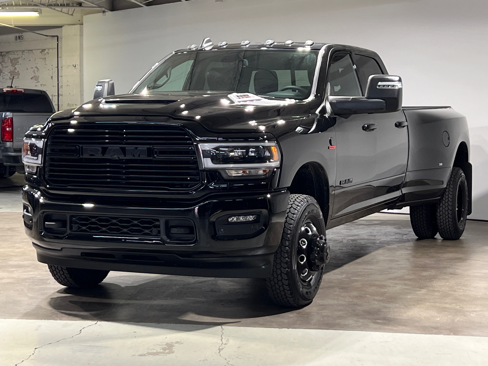 2024 Ram 3500 Laramie 3