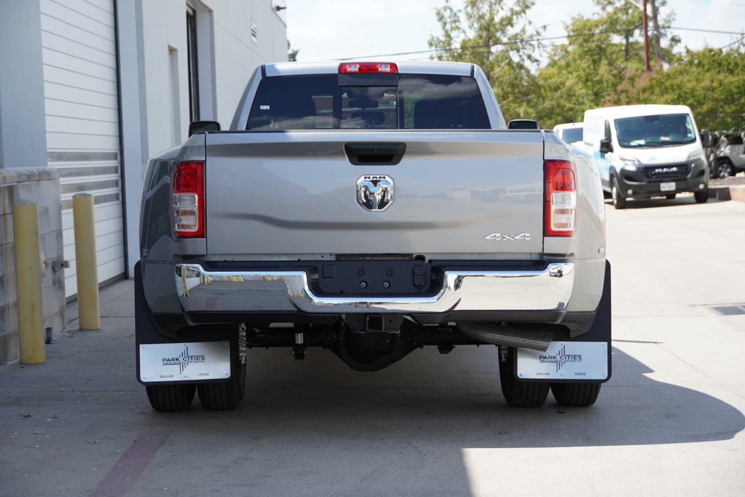 2024 Ram 3500 Tradesman 7