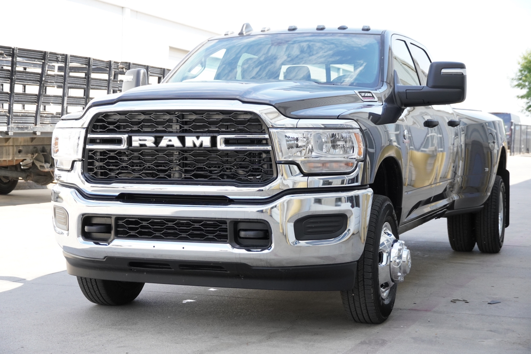 2024 Ram 3500 Tradesman 3