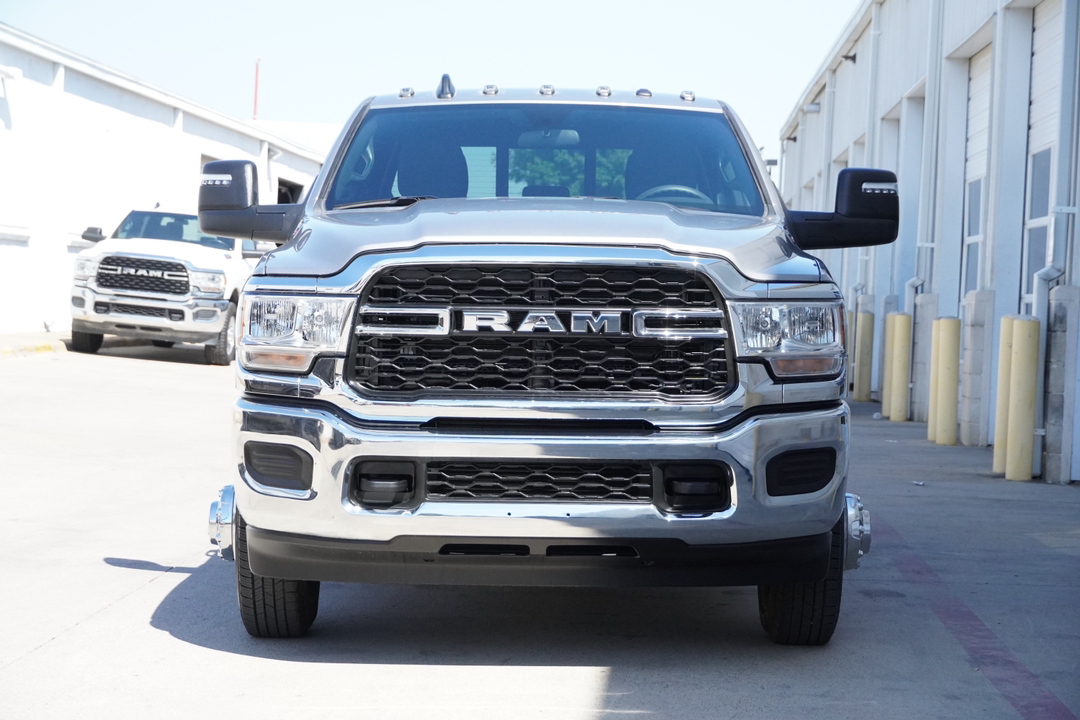 2024 Ram 3500 Tradesman 2