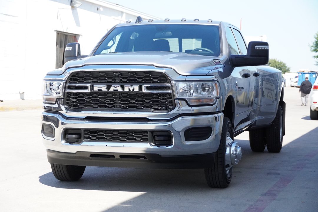 2024 Ram 3500 Tradesman 3