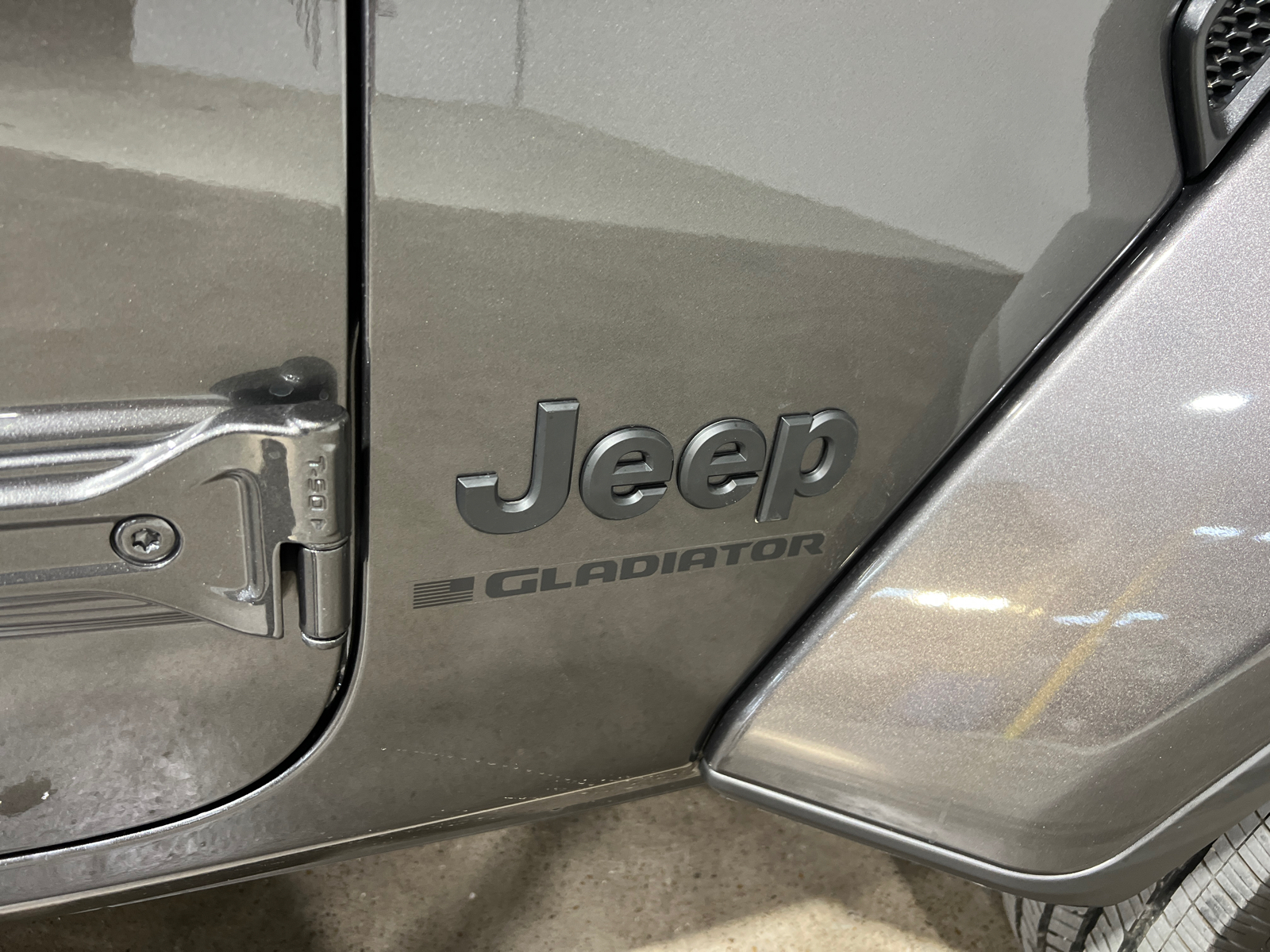 2024 Jeep Gladiator Sport 9