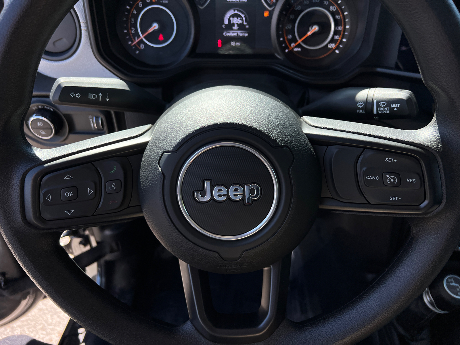 2024 Jeep Gladiator Sport 31