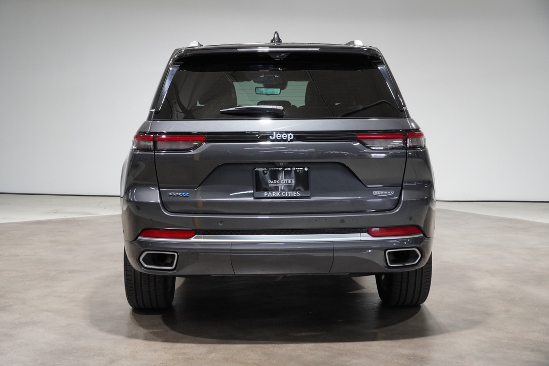 2023 Jeep Grand Cherokee Summit 4xe 7