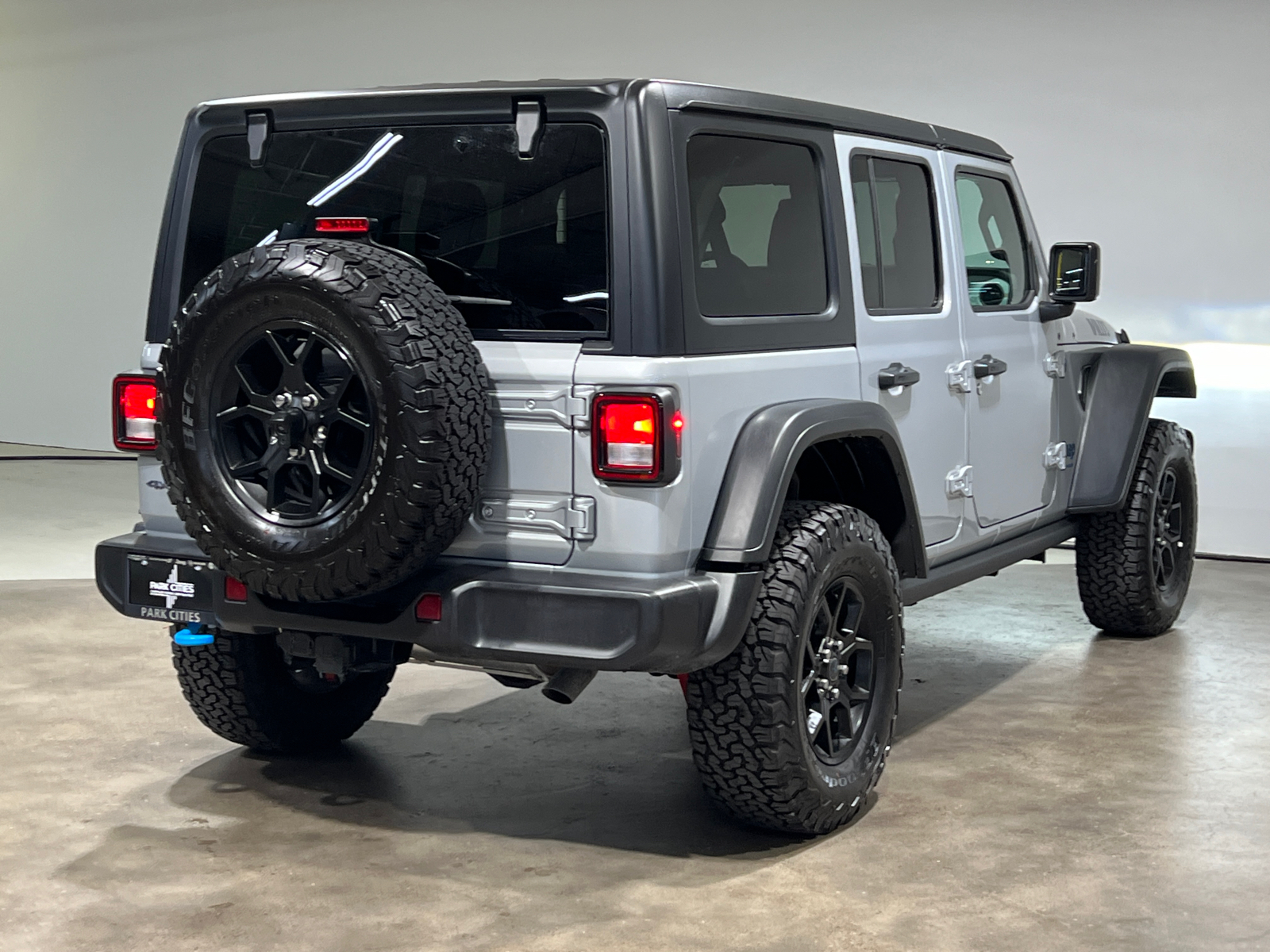 2024 Jeep Wrangler Willys 4xe 7